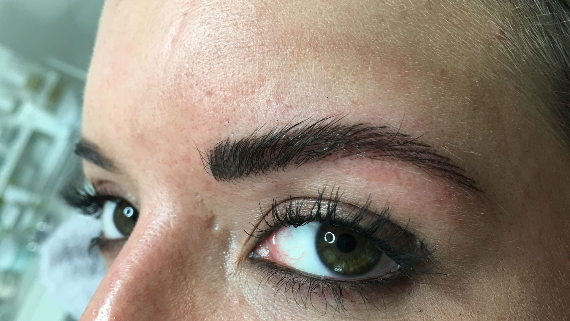 Werden Sie Modell für Microblading
